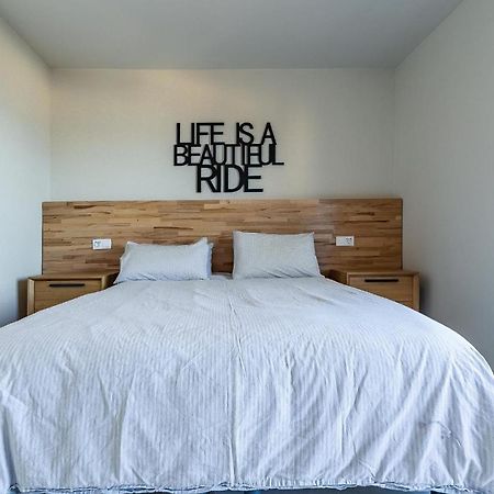 Vistas Azules -- Remodeled, Large Terrace, Spectacular Ocean Views And Beach Level Access トレモリノス エクステリア 写真